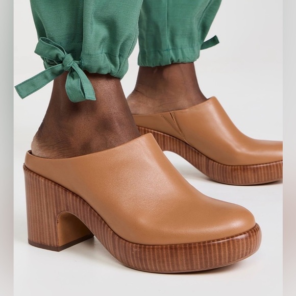 Vince Shoes - Vince Navina Leather Platform Clogs Tan Brown Block Heel Mule Minimalist — 9.5